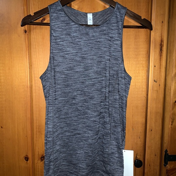 Lululemon Low Key Tank *Silver - Picture 8 of 9